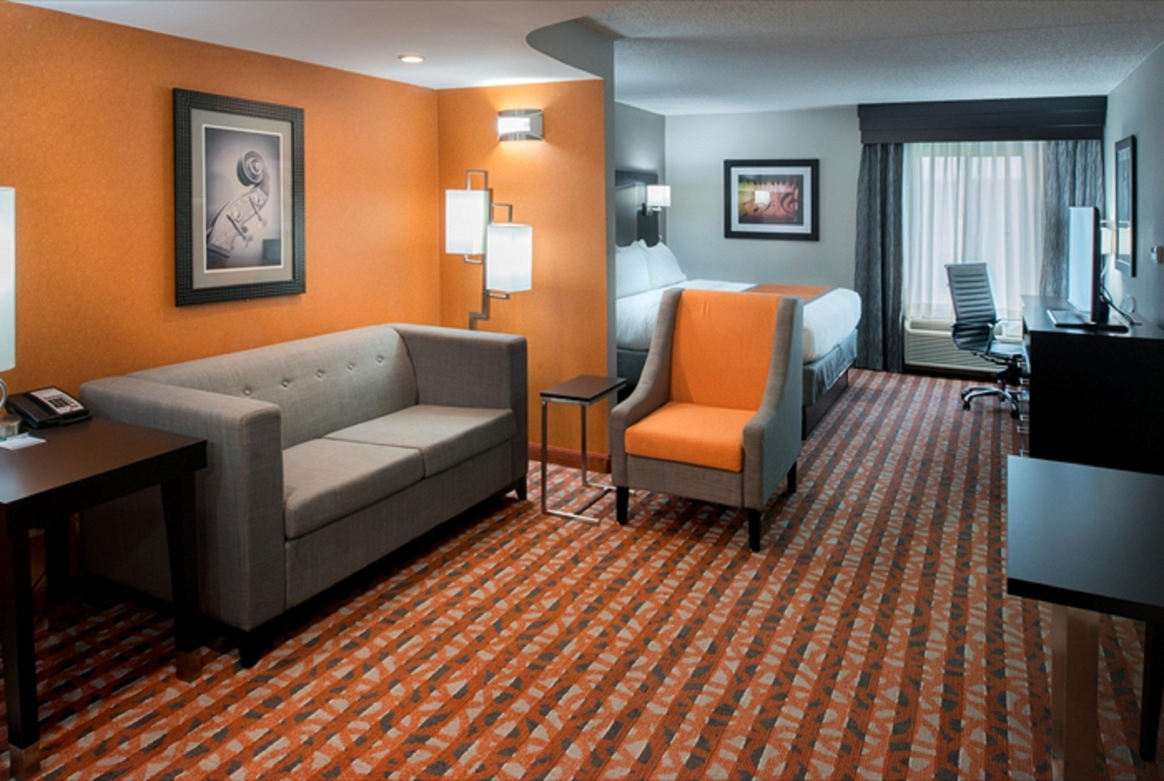Holiday Inn Express & Suites Nashville Southeast - Antioch By Ihg Exterior photo