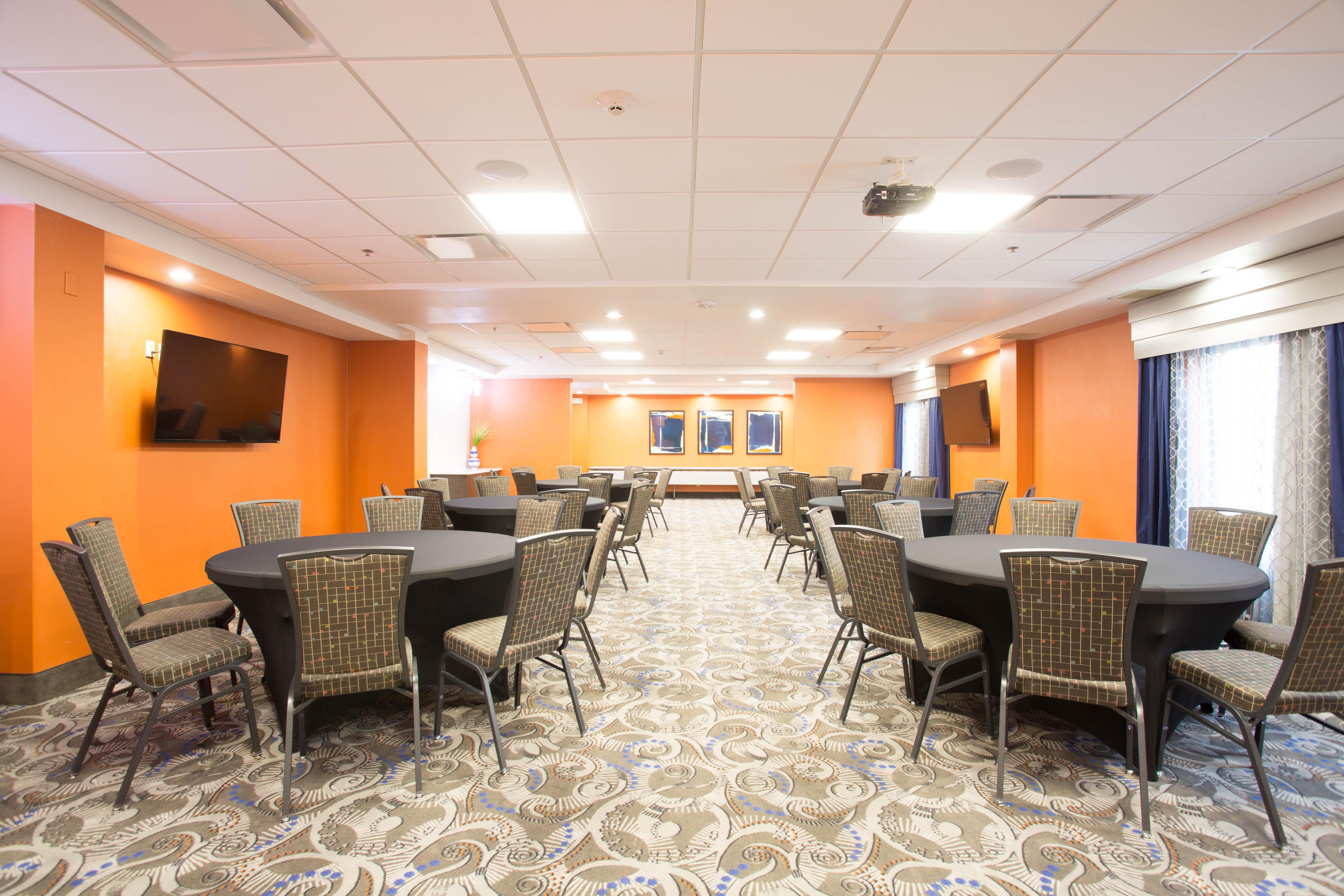 Holiday Inn Express & Suites Nashville Southeast - Antioch By Ihg Exterior photo
