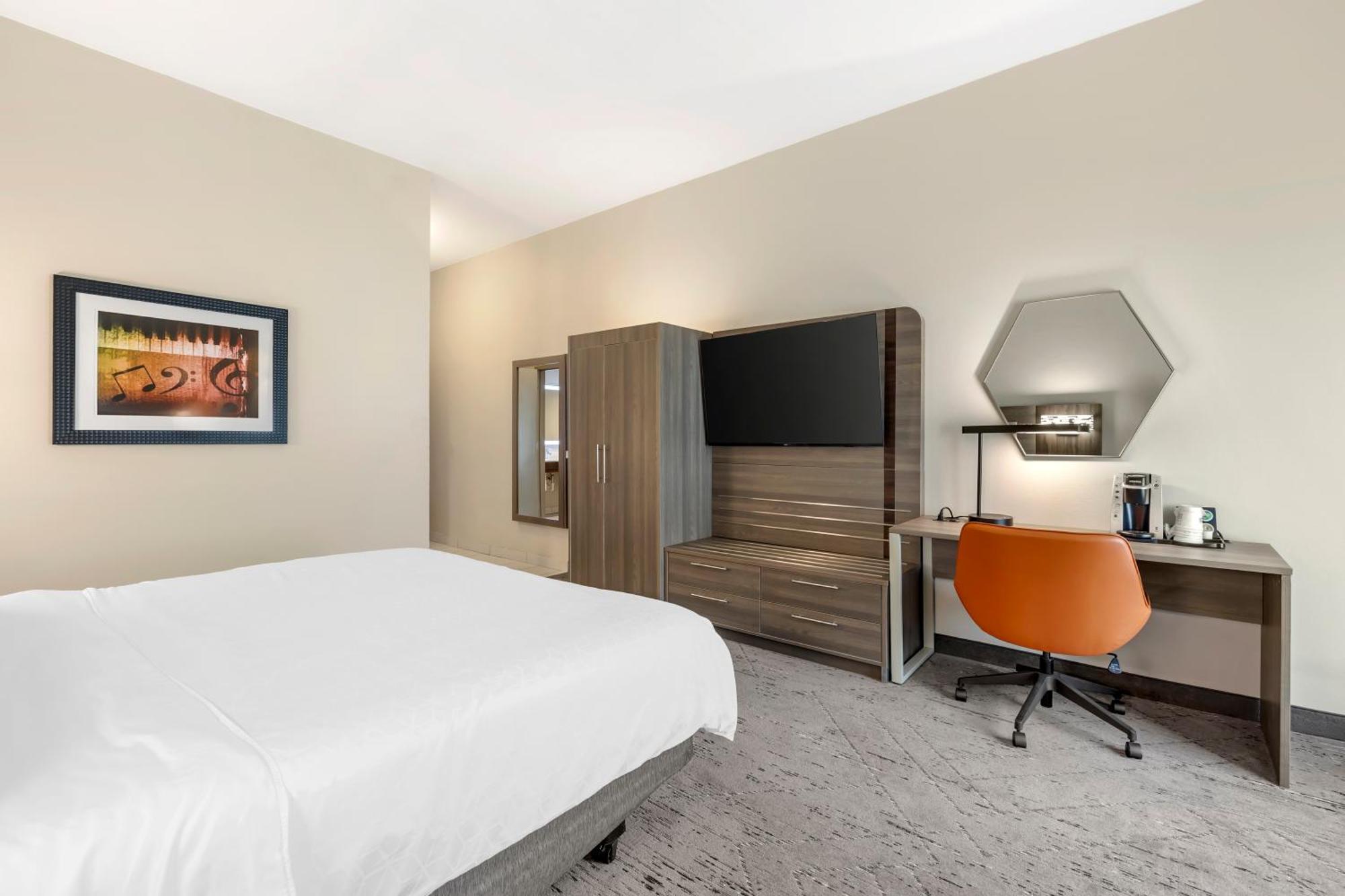 Holiday Inn Express & Suites Nashville Southeast - Antioch By Ihg Exterior photo