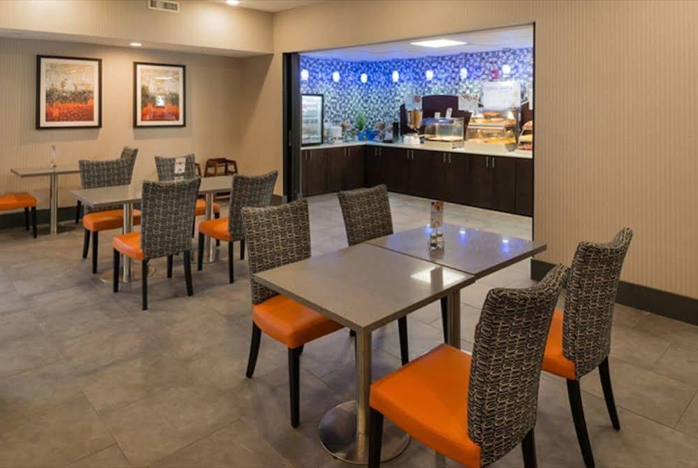 Holiday Inn Express & Suites Nashville Southeast - Antioch By Ihg Exterior photo